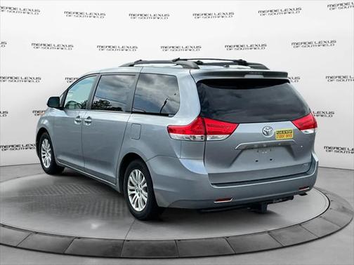 2013 Toyota Sienna XLE