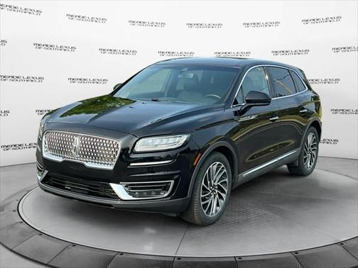 2019 Lincoln Nautilus Reserve