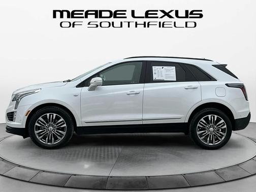 2020 Cadillac XT5 Sport