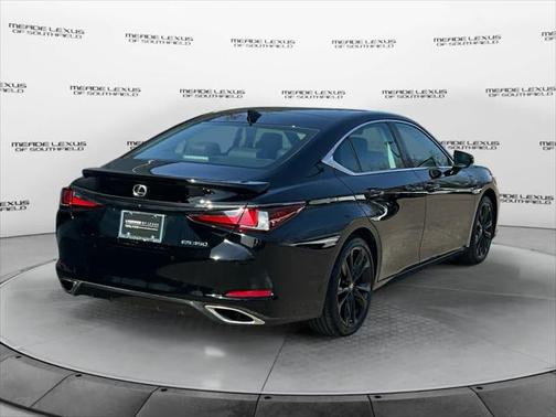2025 Lexus ES 350 Base