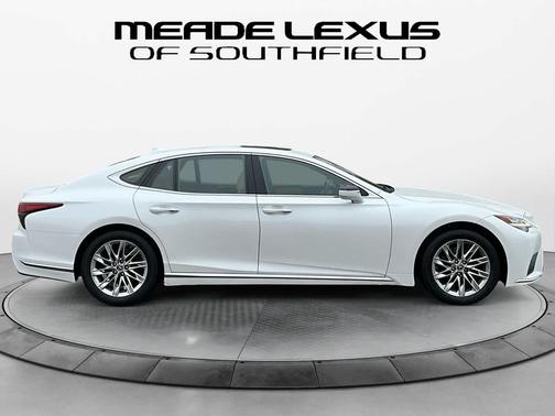 2022 Lexus LS 500 Base