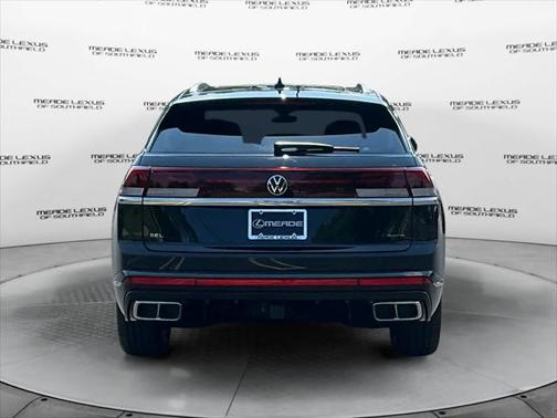 2024 Volkswagen Atlas Cross Sport 2.0T SEL Premium