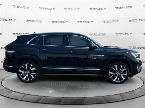 2024 Volkswagen Atlas Cross Sport 2.0T SEL Premium