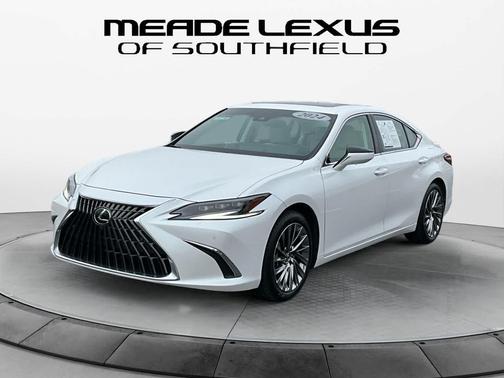 2024 Lexus ES 300h Ultra Luxury