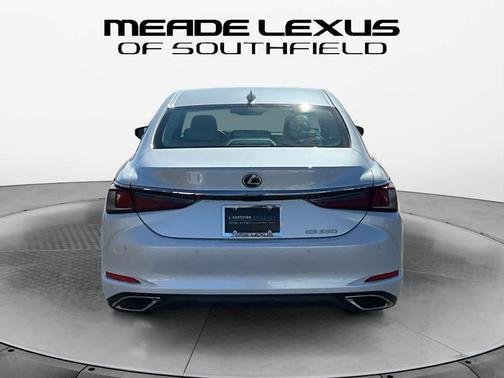 2025 Lexus ES 350 Base