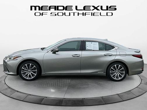 2020 Lexus ES 300h Base