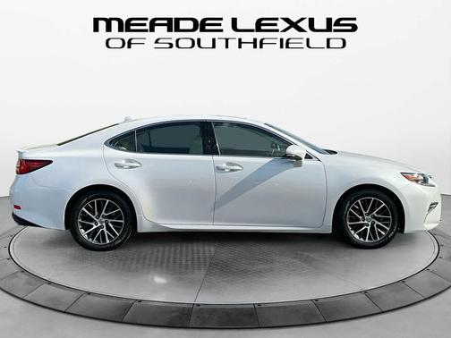 2017 Lexus ES 350 Base
