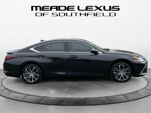 Caviar 2024 Lexus ES 300h Base