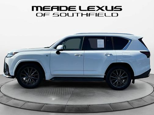 2022 Lexus LX 600 Base