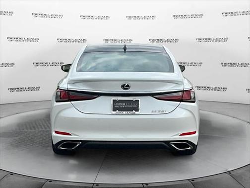 2022 Lexus ES 350 Ultra Luxury