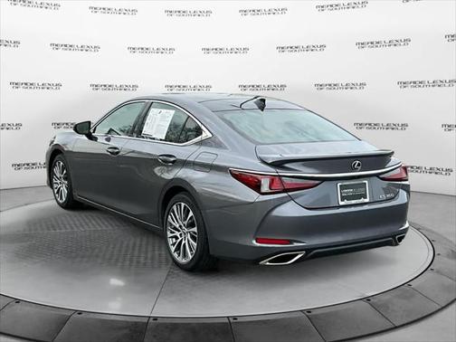2021 Lexus ES 350 Base
