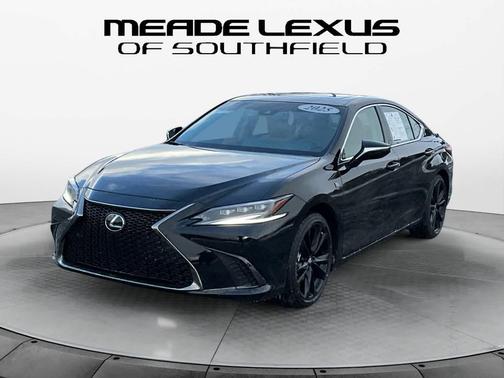 2025 Lexus ES 300h F SPORT Design