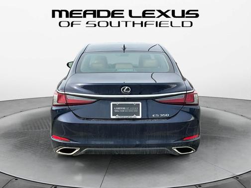 2022 Lexus ES 350 Base
