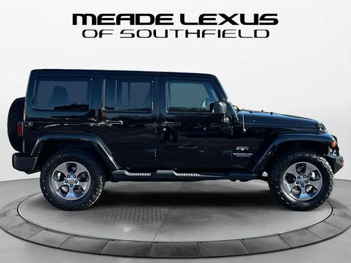 2016 Jeep Wrangler Unlimited Sahara