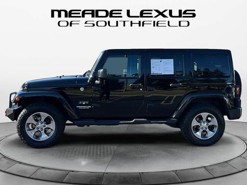 2016 Jeep Wrangler Unlimited Sahara