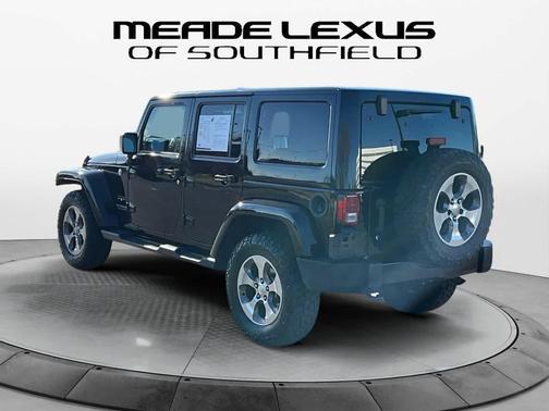 2016 Jeep Wrangler Unlimited Sahara