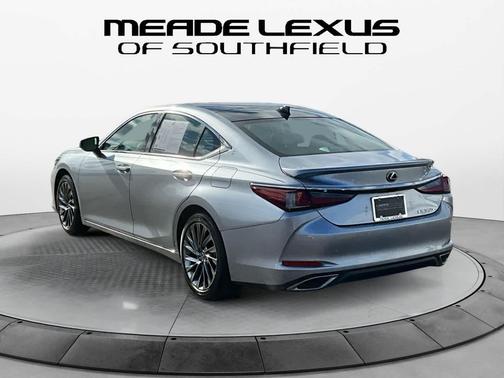 2024 Lexus ES 350 Luxury