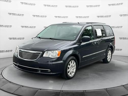 2013 Chrysler Town & Country Touring