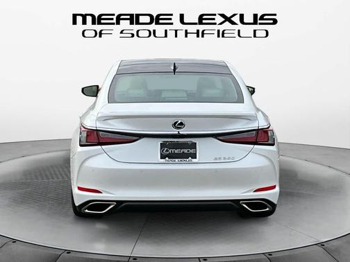 2025 Lexus ES 350 Ultra Luxury