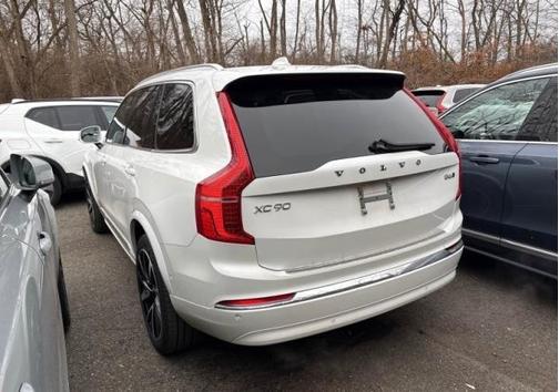 2024 Volvo XC90 B6 Plus Bright Theme 6-Seater