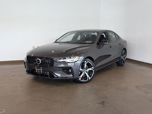 2025 Volvo S60 B5 Core