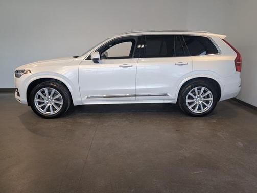 2018 Volvo XC90 T6 Inscription