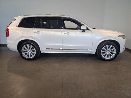 2018 Volvo XC90 T6 Inscription