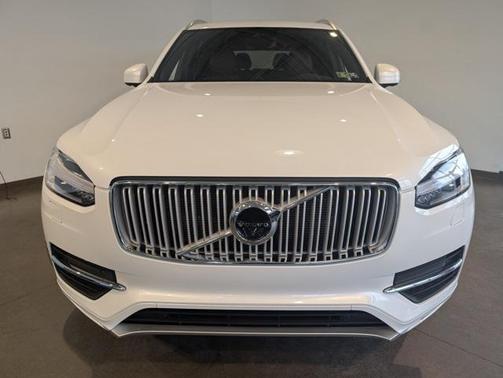 2018 Volvo XC90 T6 Inscription