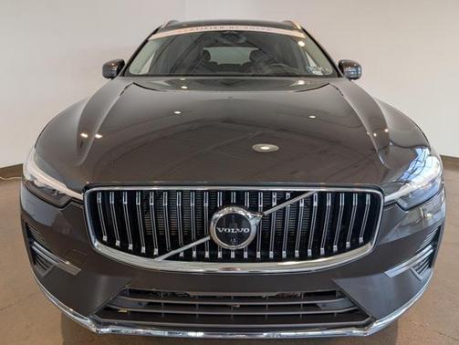 2022 Volvo XC60 B5 Inscription