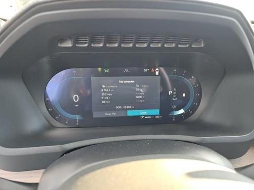 2025 Volvo XC90 B5 Plus 7-Seater