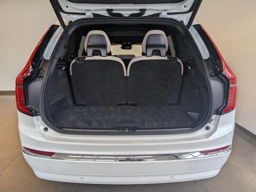 2025 Volvo XC90 B5 Plus 7-Seater
