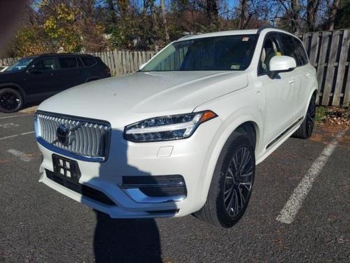 2024 Volvo XC90 Recharge Plug-In Hybrid T8 Plus Bright Theme 7 Passenger