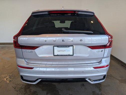 2026 Volvo XC60 B5 Ultra