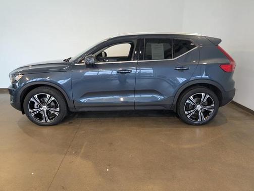 2021 Volvo XC40 T5 Inscription