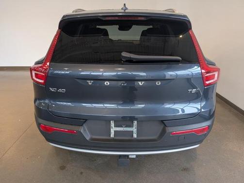 2021 Volvo XC40 T5 Inscription