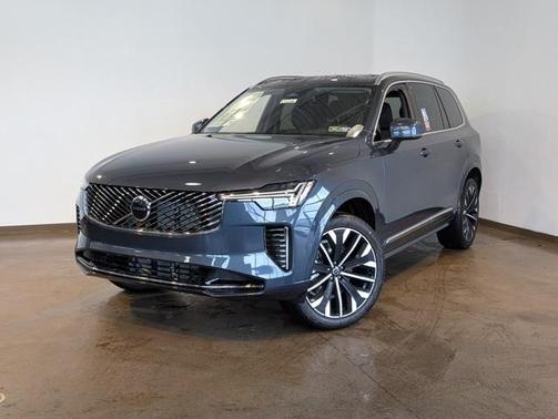 2026 Volvo XC90 B5 Core