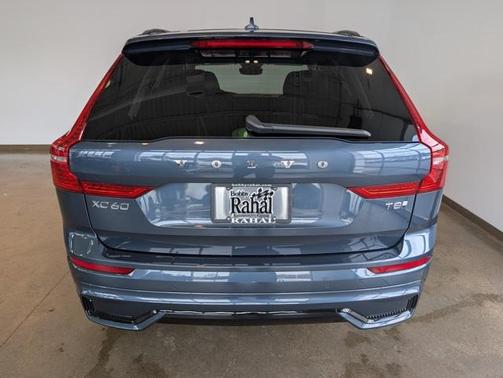 2025 Volvo XC60 Plug-In Hybrid T8 Core