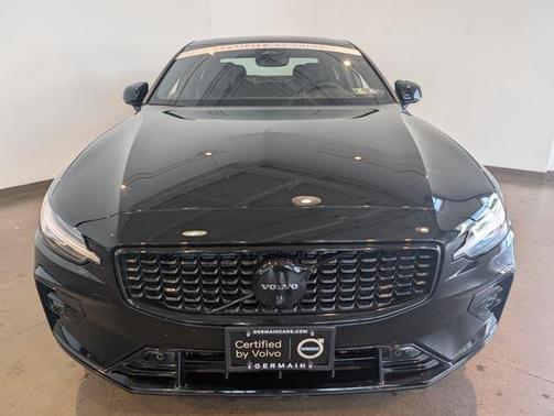 2023 Volvo S60 B5 Plus Black Edition