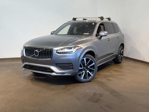 2020 Volvo XC90 T6 Momentum