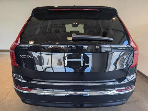 2026 Volvo XC90 B5 Plus 7-Seater