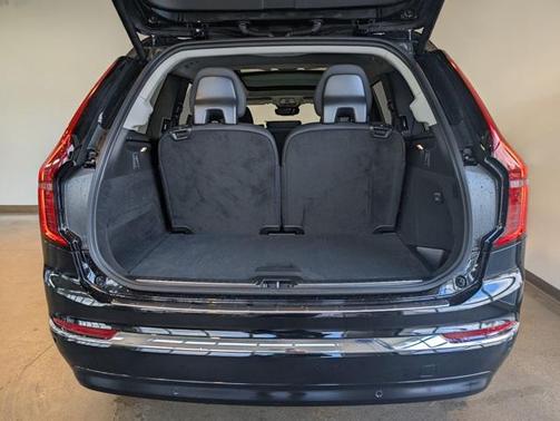2026 Volvo XC90 B5 Plus 7-Seater