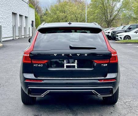 2025 Volvo XC60 Plug-In Hybrid T8 Plus