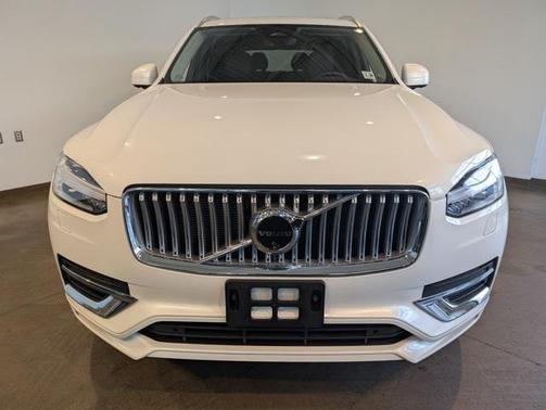 2024 Volvo XC90 Recharge Plug-In Hybrid T8 Plus 6-Seater