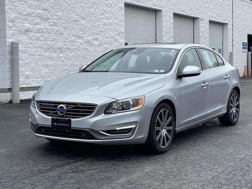2016 Volvo S60 Inscription T5 Platinum