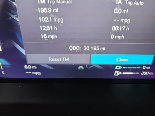 2023 Volvo S60 Recharge Plug-In Hybrid T8 Plus Dark Theme