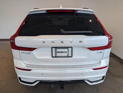 2025 Volvo XC60 Plug-In Hybrid T8 Ultra