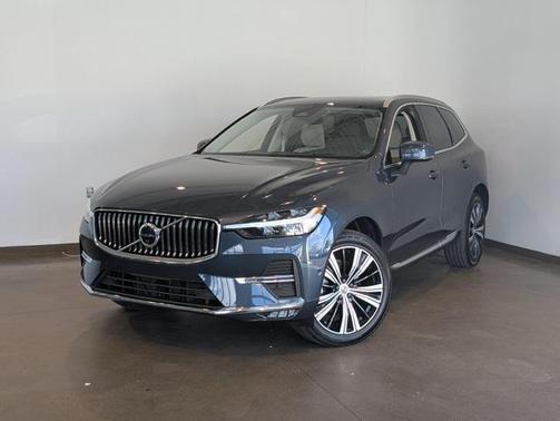 2022 Volvo XC60 B5 Inscription