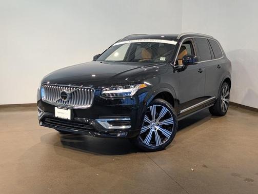 2024 Volvo XC90 B6 Ultimate Bright Theme 7-Seater
