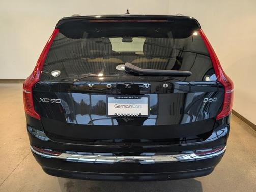 2024 Volvo XC90 B6 Ultimate Bright Theme 7-Seater