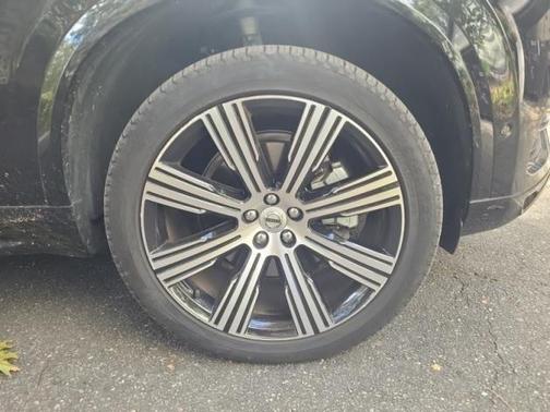 2024 Volvo XC90 B6 Ultimate Bright Theme 7-Seater